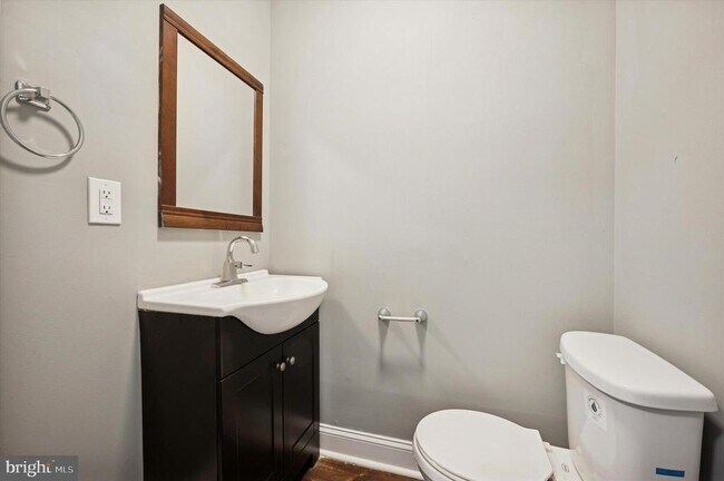 Building Photo - 2147 N Marston St