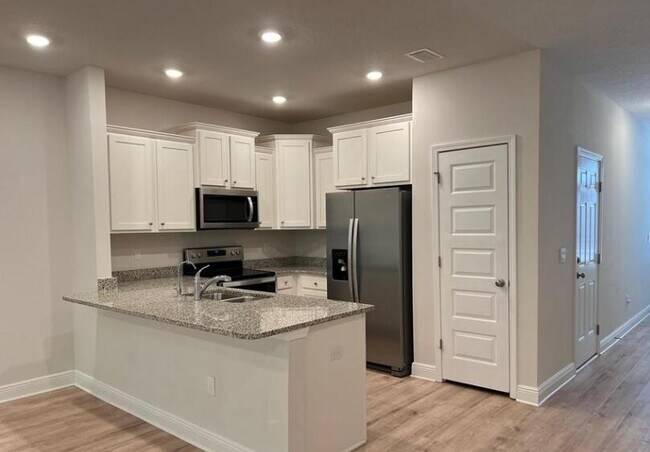 Building Photo - 44 Sandhill Pines Dr