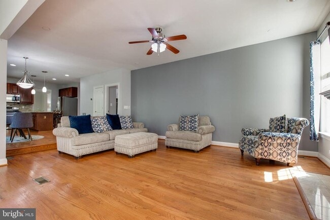 Building Photo - 2191 Oak Forest Dr