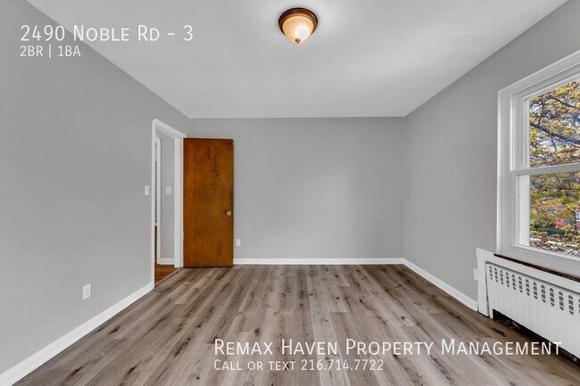 Building Photo - 2490 Noble Rd., Cleveland Hts - Apt #3 - 2...