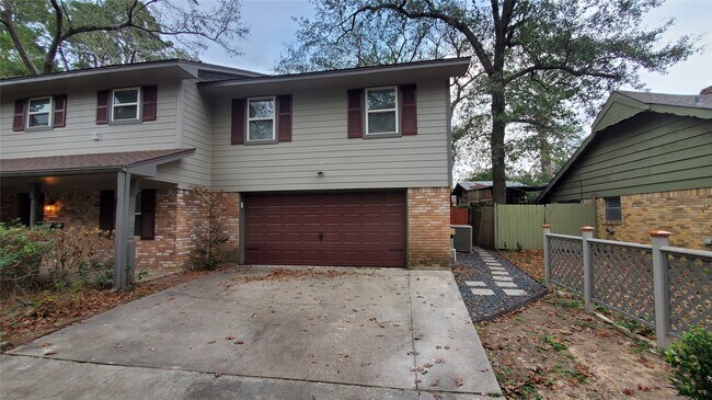 Building Photo - 7 Woody Creek Dr