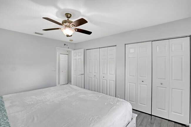 Building Photo - 133 Black Olive Crescent