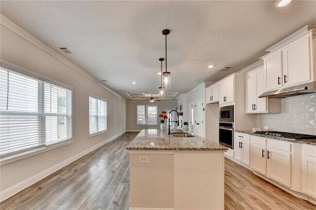 Building Photo - 1854 Westfall Lndg