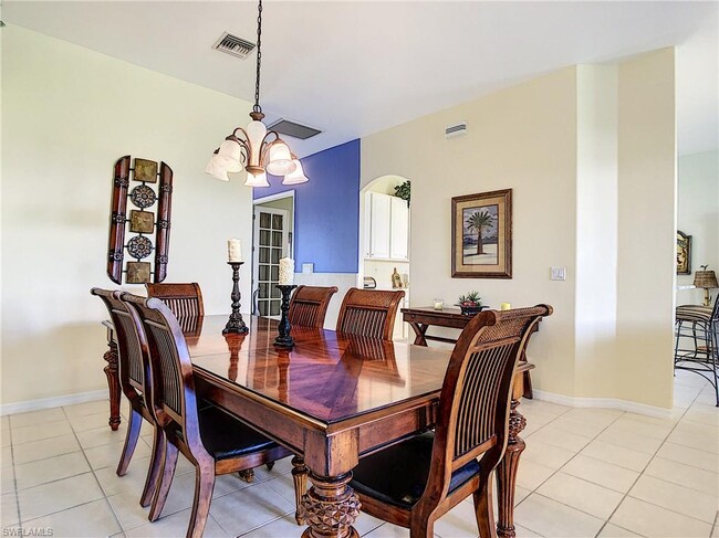 Building Photo - 2162 Oxford Ridge Cir
