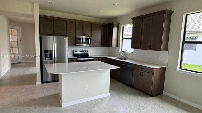 Building Photo - 4139 Silver Maple Wy