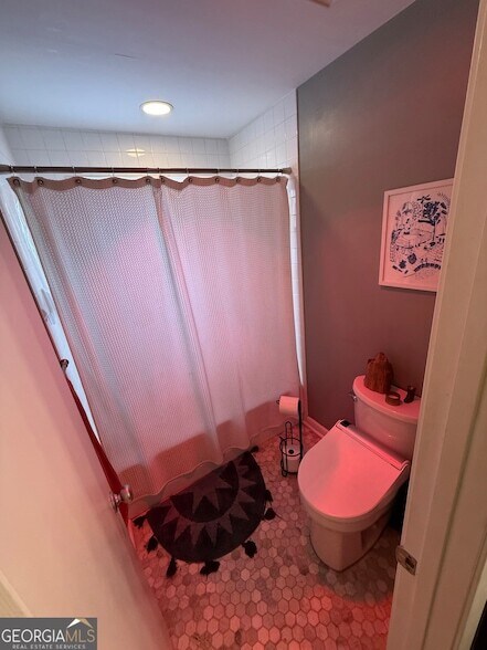 Building Photo - 575 Flat Shoals Ave SE