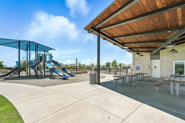 Building Photo - 208 Rubylace Dr