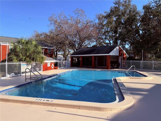 Building Photo - 1140 83rd Ave N