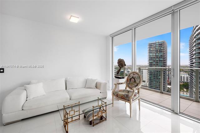 Building Photo - 1080 Brickell Ave