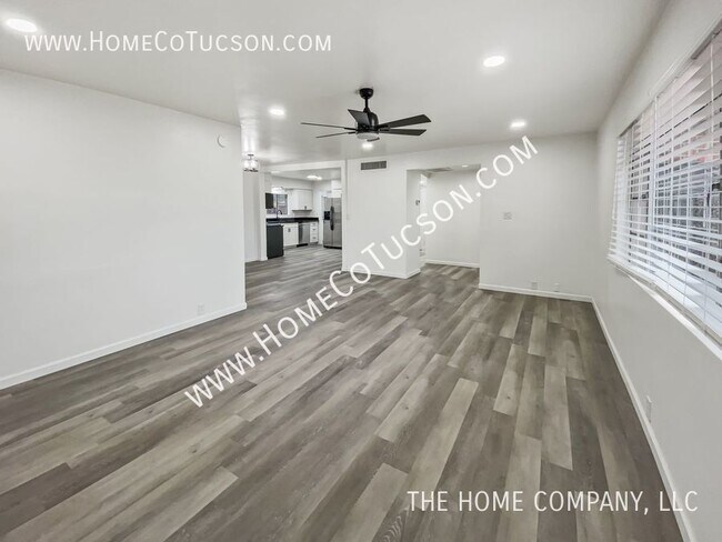 Building Photo - 239 S Placita Aldaco