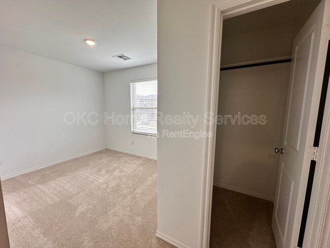 Building Photo - 3307 NW 148th St