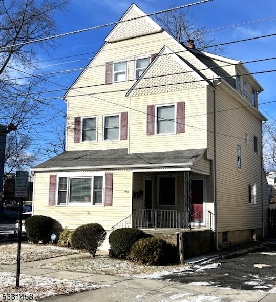 Building Photo - 60 Greenwood Ave