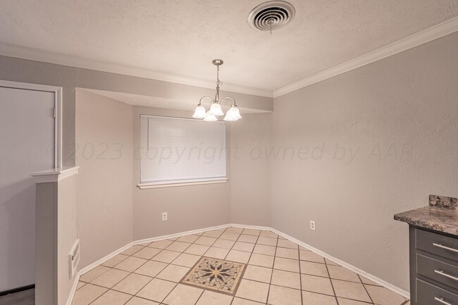 Building Photo - 5130 Leland Dr