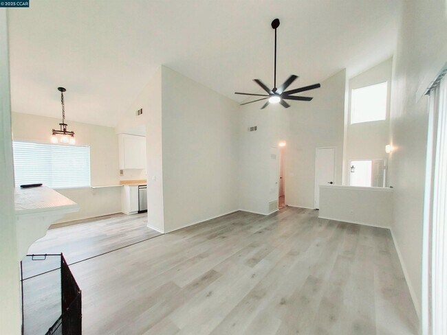 Building Photo - 3712 Willow Pass Rd