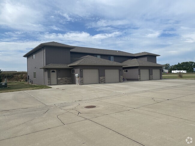 Building Photo - 301 W Opal Ln
