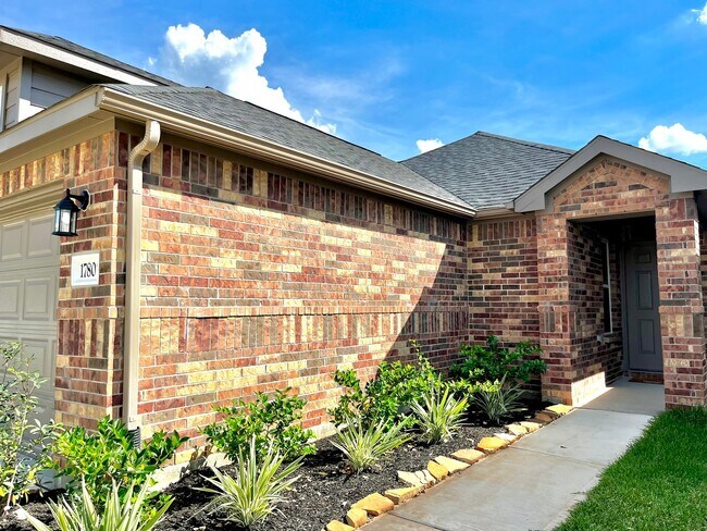 Primary Photo - 17807 Cappadocia Trl
