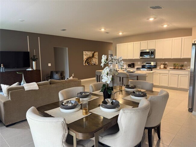 Building Photo - 2722 Pennachio Dr