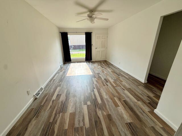 Building Photo - Small 3 BR in Peoria Heights