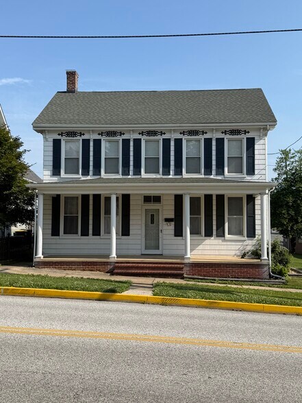 Building Photo - 33 W Forrest Ave