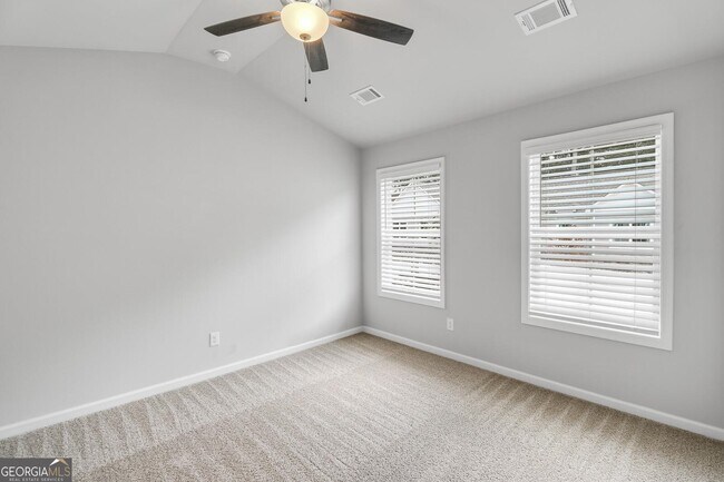 Building Photo - 15 Sprayberry Rd