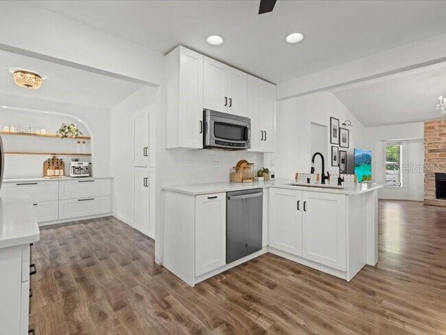 Building Photo - 15650 Prairie Creek Blvd