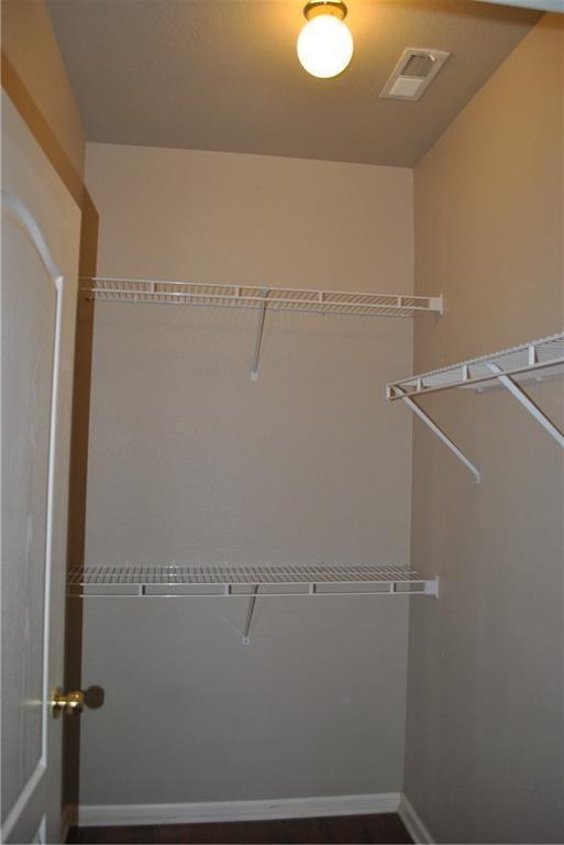 Building Photo - 12926 University Crescent