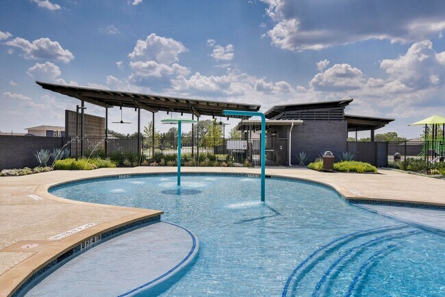 Building Photo - Spacious & Stylish Living in Liberty Hill