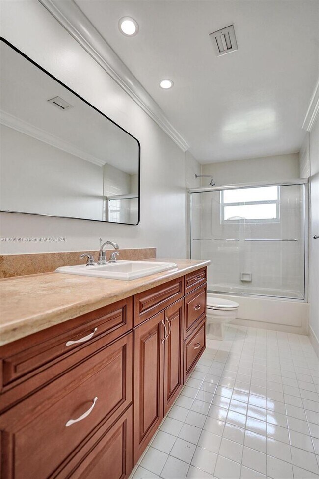 Building Photo - 3801 NW 27th Ave