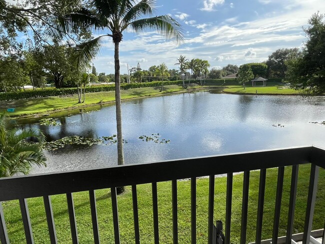 Building Photo - 4105 Inlet Cir