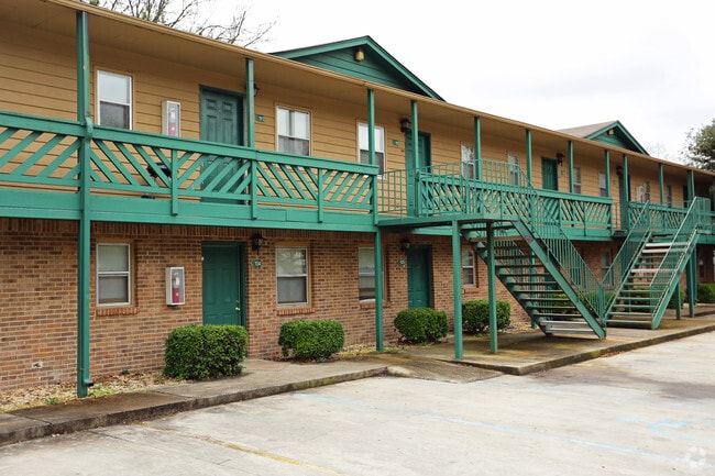 Arbor Park Apartments - Arbor Park