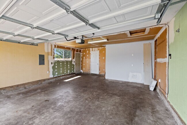 Building Photo - 17916 40th Ave E