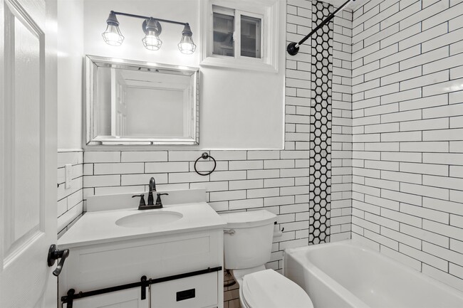 Building Photo - 56 Highwood Terrace