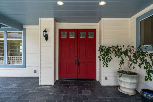 Building Photo - Dana Point Dream: Renovated 3-Bedroom with...