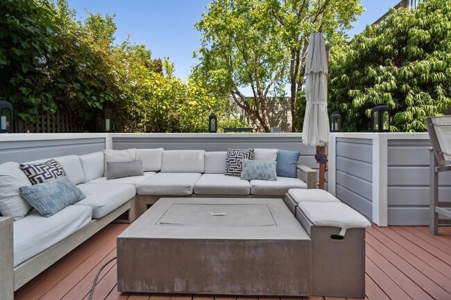 Building Photo - Charming, Furnished 1bd in the Castro