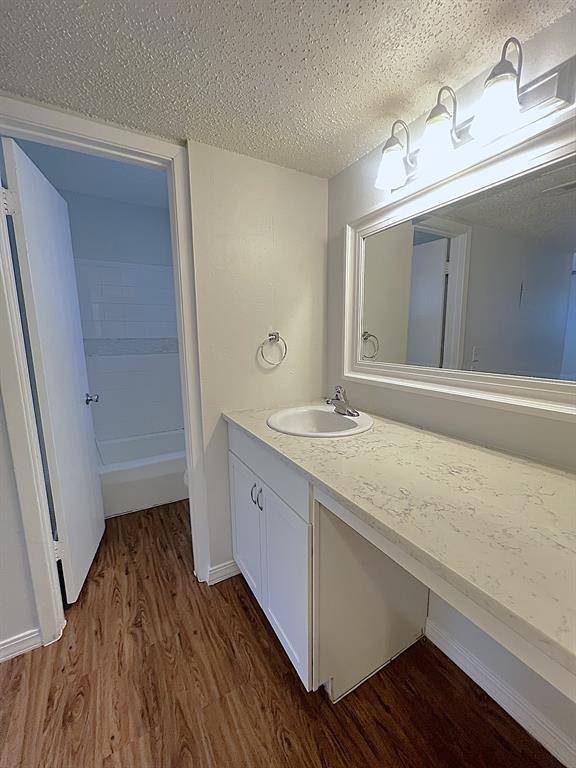 Building Photo - 2602 Penny Ln