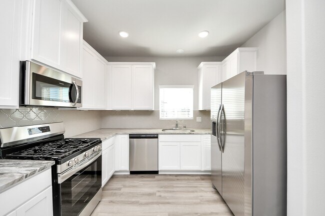 Building Photo - 1472 Sundown Gln Ln