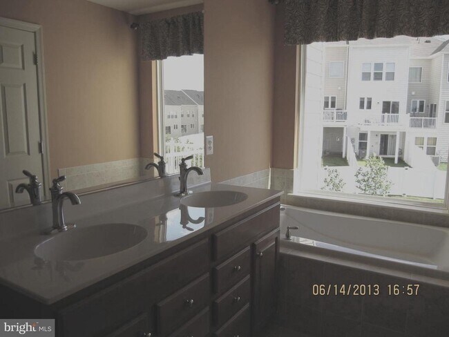 Building Photo - 42657 Redeemer Terrace