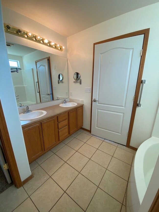 Building Photo - House with Triple Car Garage