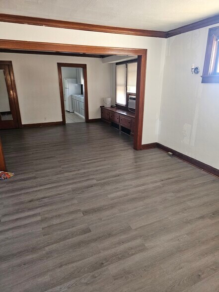 Building Photo - 3223 Cleveland Ave