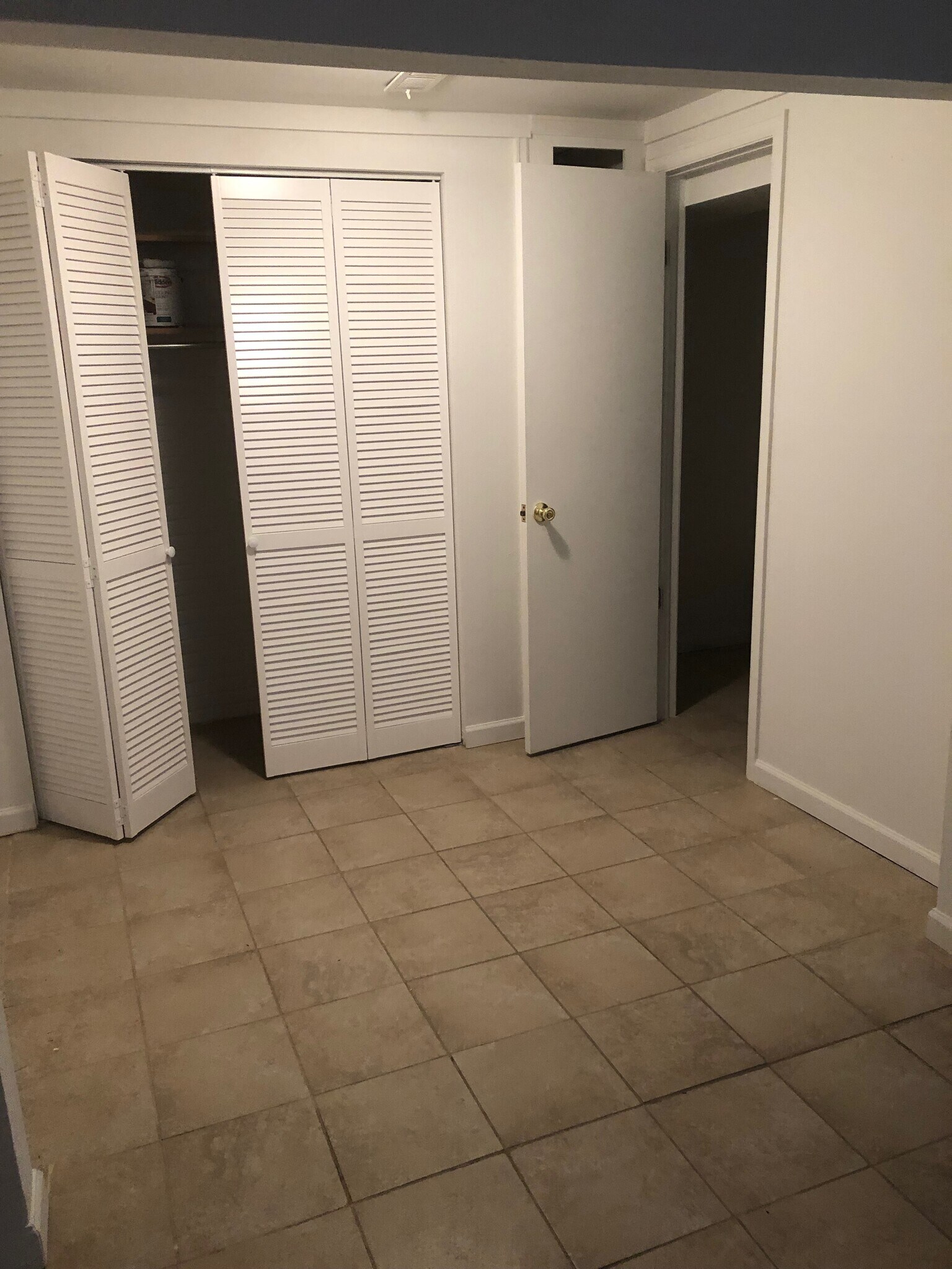 Building Photo - 22 Amesbury St