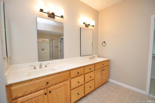 Building Photo - 133 Cumberland Green Dr