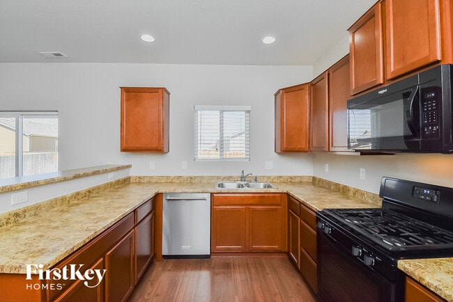 Building Photo - 6632 Kearsarge Dr