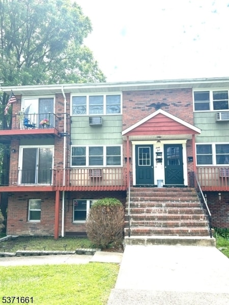Building Photo - 65 Newton Ave