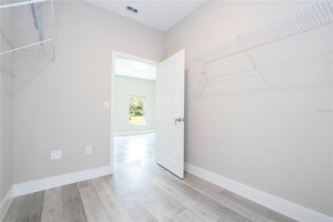 Building Photo - 7916 Granada Rd