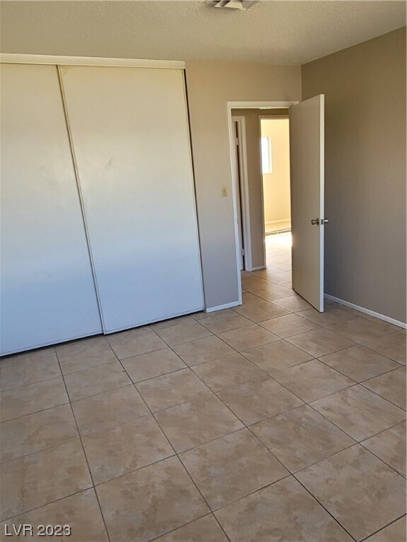 Building Photo - 1111 Arapaho Way
