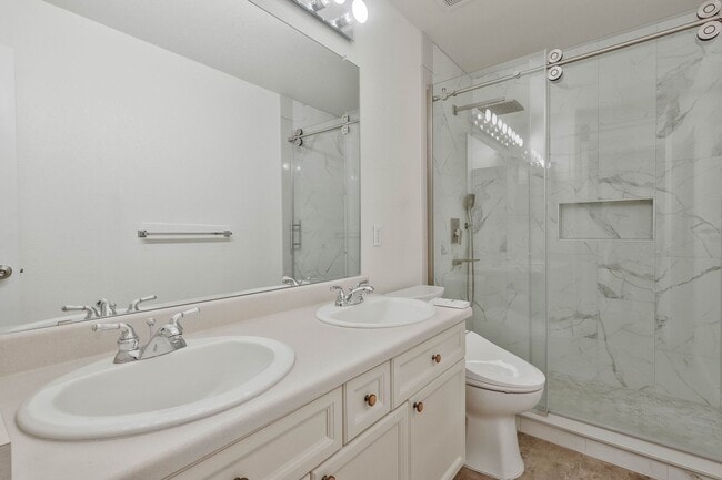 Building Photo - 6756 Solana Dr