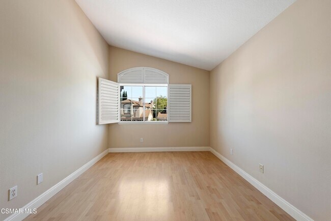 Building Photo - 1811 Fox Springs Cir