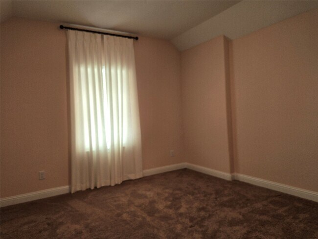 Building Photo - 15227 Deseo Dr