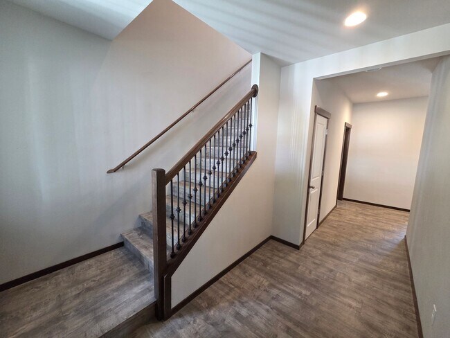 Building Photo - 5151 Sophie St