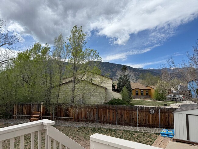 Building Photo - Updated 3 Bedroom Home with Mountain Views Close to Ft. Carson